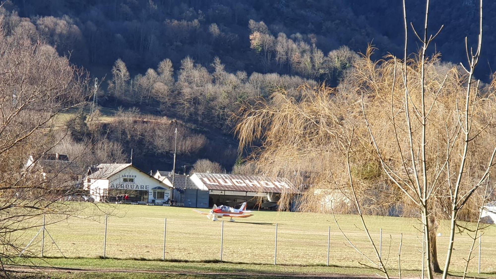 Appartement T2 4 Personnes Wifi Et Climatisation Bagnères-de-Luchon Exteriér fotografie